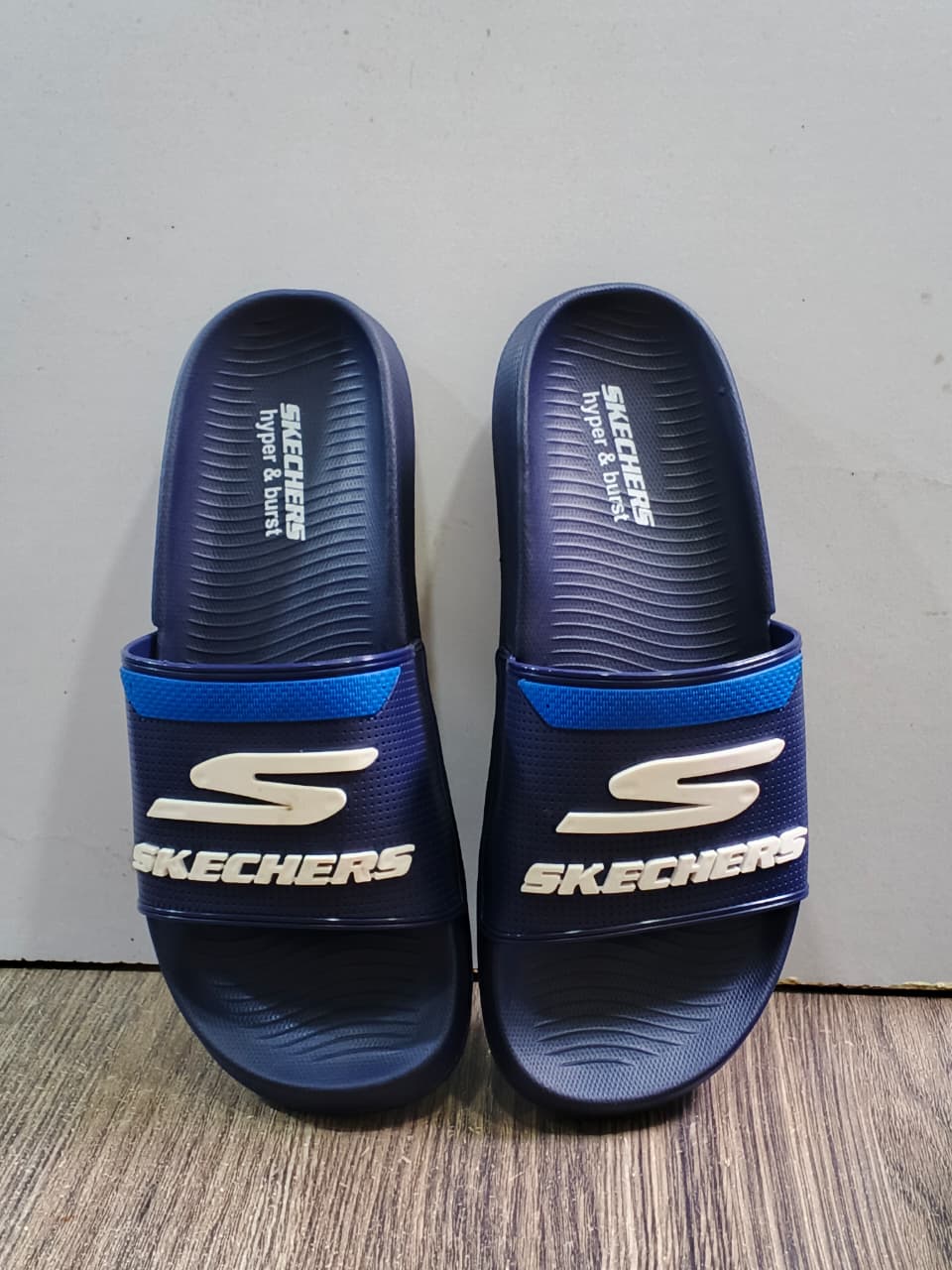 Skechers Hyper & Burst Comfort Slides – Lightweight, Stylish & Cushioned